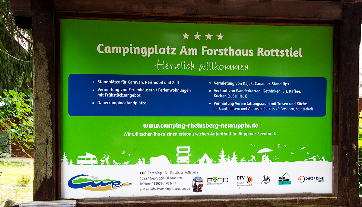Campingplatz am Tornowsee in der Ruppiner Schweiz bei 53.0188967, 12.8130083 mit naturnaher Lage, Stellplätzen und Zugang zur Ruppiner Seenkette.